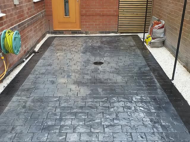Imprinted Concrete Driveway Installers in Market Weighton